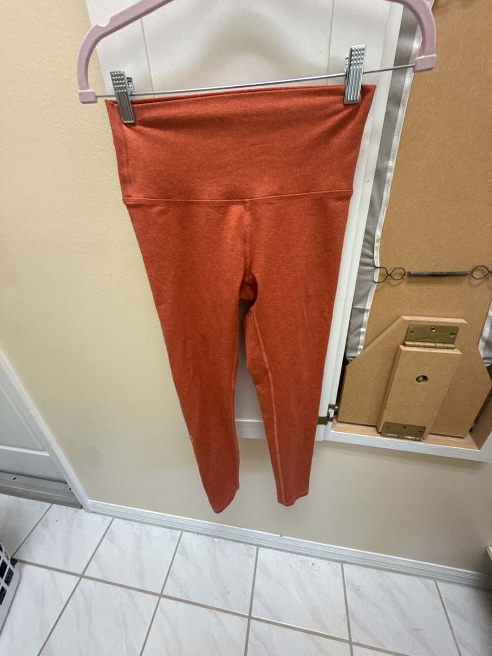 FLEO Women's High Rise Leggings Size Medium Orange Heathered